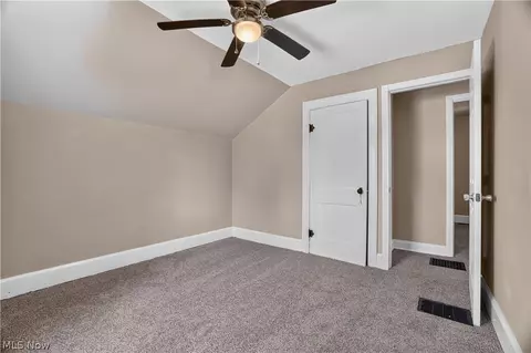 Bedroom - 3320 Ridgewood Ave, Ashtabula, OH 44004 photo 5 of 6