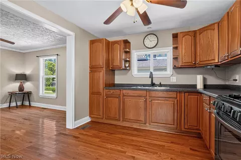 Kitchen - 3320 Ridgewood Ave, Ashtabula, OH 44004 photo 3 of 3