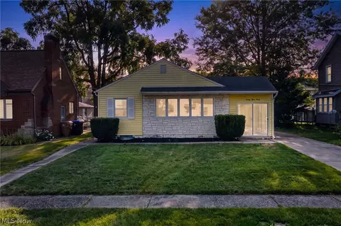 2330 21 St, Cuyahoga Falls, OH 44223