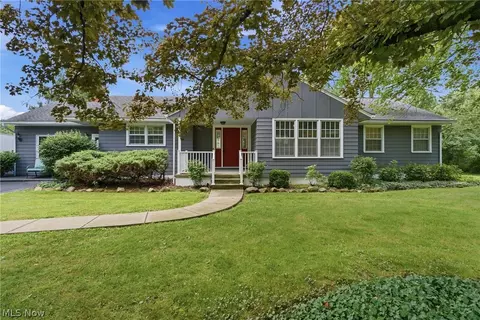 26737 Akins Rd, Columbia Station, OH 44028