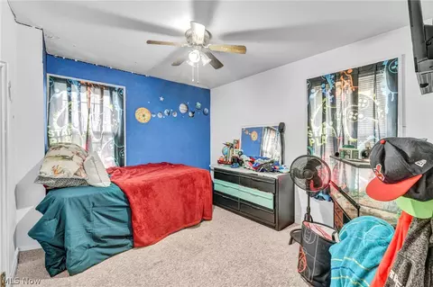 Bedroom - 6802 Ackley Rd, Parma, OH 44129 photo 1 of 4