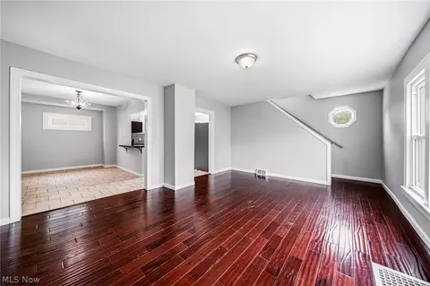 Living - 1415 W 9th St, Ashtabula, OH 44004 photo 1 of 5