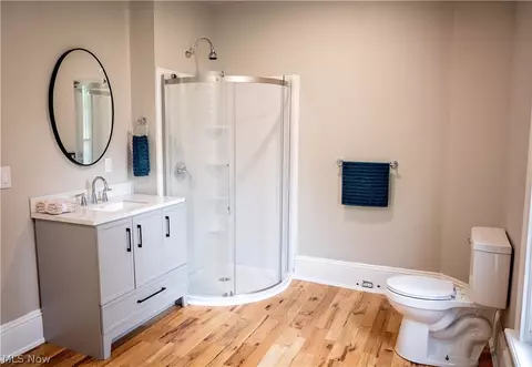 Bath - 5947 Washington Blvd, Ashtabula, OH 44004 photo 3 of 5