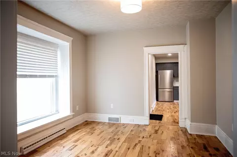 Living - 5947 Washington Blvd, Ashtabula, OH 44004 photo 1 of 2