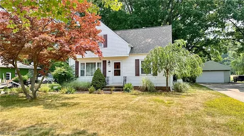 627 Trebisky Rd, Cleveland, OH 44143