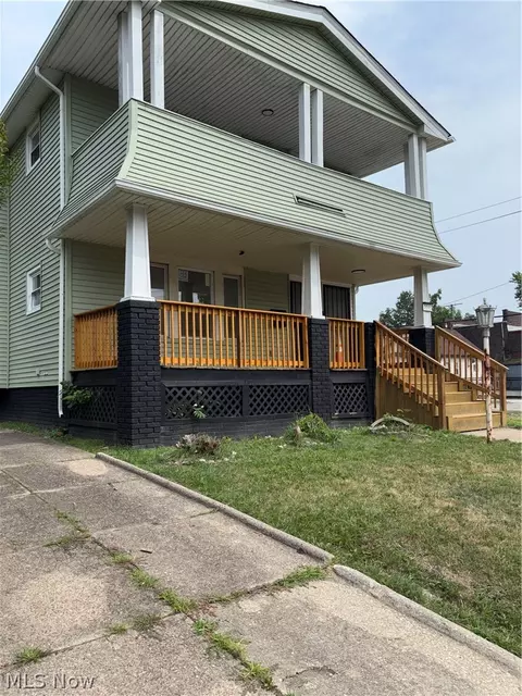 3593 E 131st St, Cleveland, OH 44120