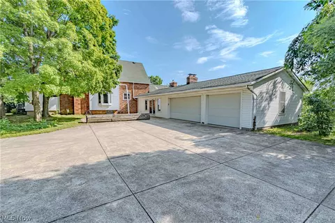 4321 Nichols Rd, Medina, OH 44256