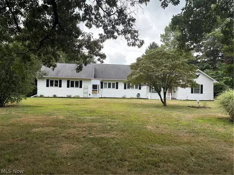 4580 Middle Ridge Rd, Perry, OH 44081 photo 2