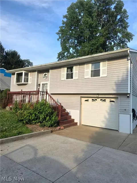 301 Shenandoah Dr, Byesville, OH 43723