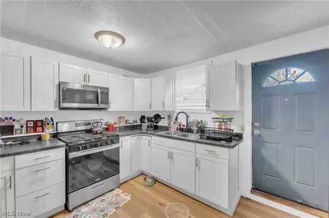 Kitchen - 1950 E 30th St, Lorain, OH 44055 photo 2 of 2