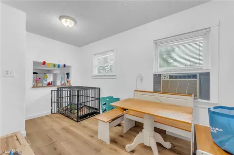 Dining - 1950 E 30th St, Lorain, OH 44055 photo 1 of 1