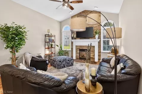 7846 Walnut St, Boardman, OH 44512 photo 12