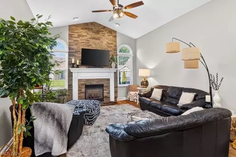 7846 Walnut St, Boardman, OH 44512 photo 11