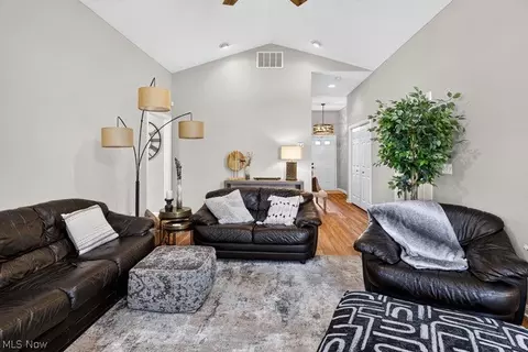 7846 Walnut St, Boardman, OH 44512 photo 10