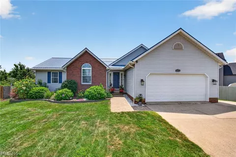 1302 Back Massillon Rd, Orrville, OH 44667