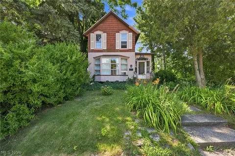 18971 Lorain Rd, Fairview Park, OH 44126