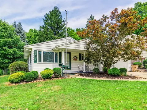 683 Taylor Ave, Cuyahoga Falls, OH 44221