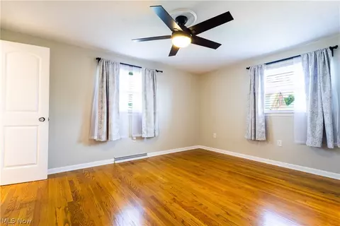 211 Fairview Ave, Baltimore, OH 43105 photo 27
