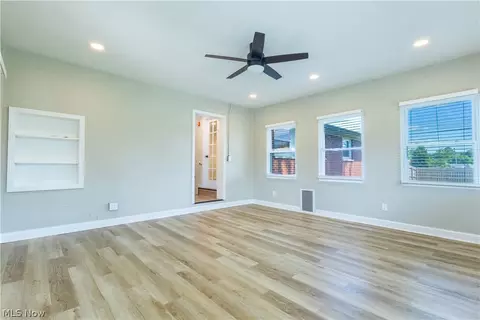 211 Fairview Ave, Baltimore, OH 43105 photo 34