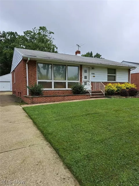 15909 Steinway Blvd, Maple Heights, OH 44137
