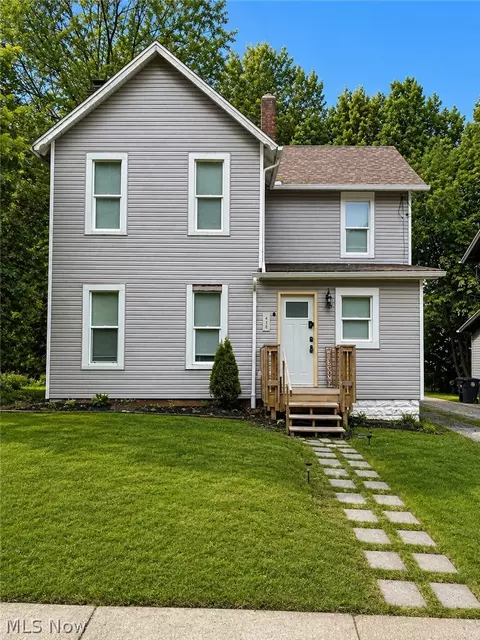 416 Bacon Ave, Akron, OH 44320