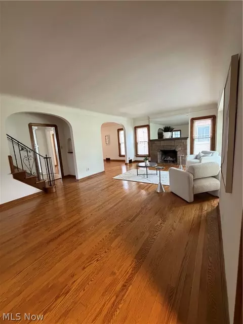 Living - 260 E 214th St, Euclid, OH 44123 photo 3 of 5