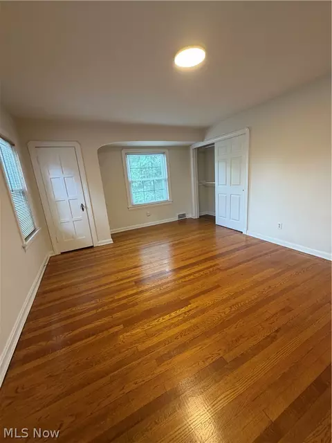 Bedroom - 260 E 214th St, Euclid, OH 44123 photo 4 of 5