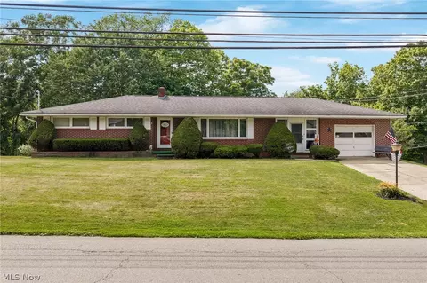 711 27th St NW, Massillon, OH 44647