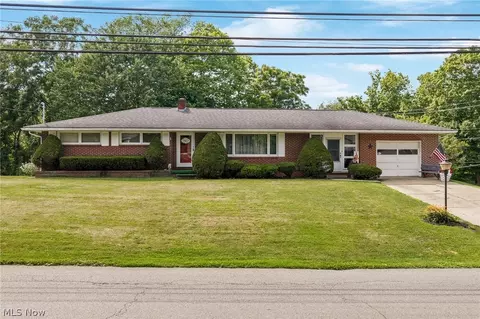 711 27th St NW, Massillon, OH 44647