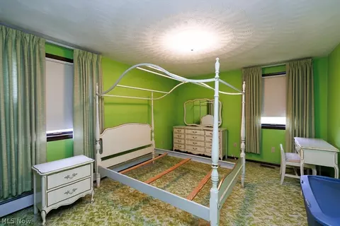 Bedroom - 43254 Dellefield Rd, Elyria, OH 44035 photo 1 of 6