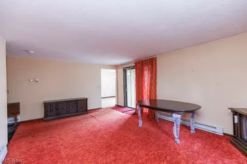 Living - 43254 Dellefield Rd, Elyria, OH 44035 photo 2 of 3