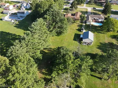 View/Area - 43254 Dellefield Rd, Elyria, OH 44035 photo 3 of 3