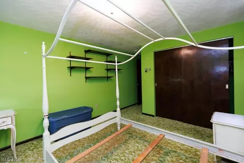 Bedroom - 43254 Dellefield Rd, Elyria, OH 44035 photo 2 of 6
