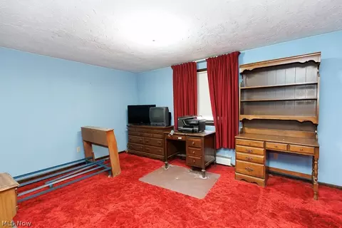 Bedroom - 43254 Dellefield Rd, Elyria, OH 44035 photo 4 of 6