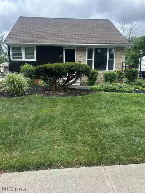 3788 Jo Ann Dr, Cleveland, OH 44122