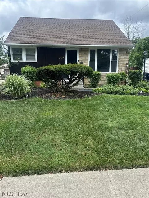 3788 Jo Ann Dr, Cleveland, OH 44122