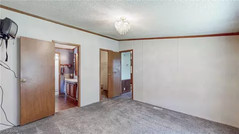 1125 S Johnson Rd, Sebring, OH 44672 photo 16