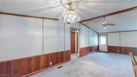 1125 S Johnson Rd, Sebring, OH 44672 photo 9