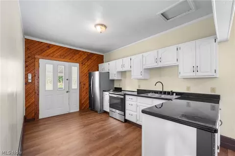 Kitchen - 15869 Millfield Rd, Millfield, OH 45761 photo 1 of 2