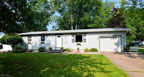 594 Terra Ln, Amherst, OH 44001