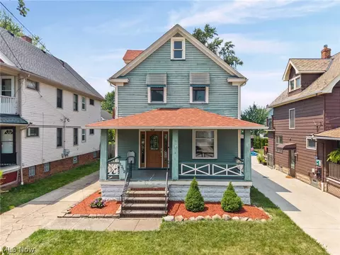 1312 Saint Charles Ave, Lakewood, OH 44107