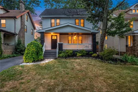 2108 Hampstead Rd, Cleveland Heights, OH 44118