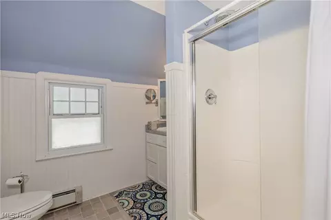 Bath - 2804 Orchard Dr, Willoughby Hills, OH 44092 photo 3 of 3