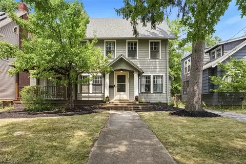3021 Berkshire Rd, Cleveland Heights, OH 44118