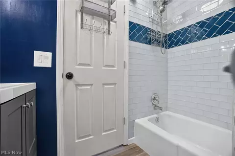 Bath - 12 Square Circle Dr, Madison, OH 44057 photo 2 of 7