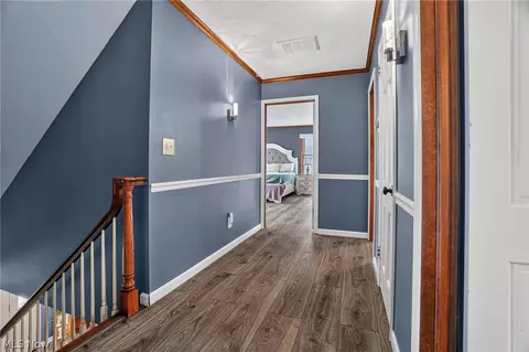Entry Way - 12 Square Circle Dr, Madison, OH 44057 photo 8 of 8