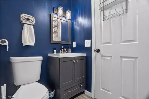 Bath - 12 Square Circle Dr, Madison, OH 44057 photo 1 of 7