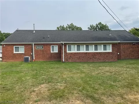 Exterior - 696 Walnut Dr, Euclid, OH 44132 photo 1 of 1