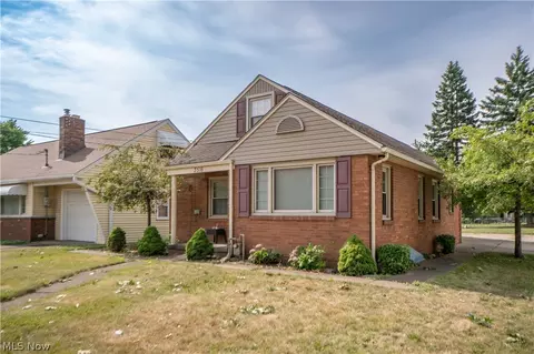 3516 7th St SW, Canton, OH 44710