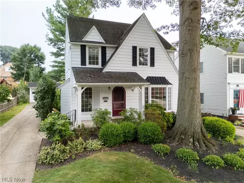 20701 Beachwood Dr, Rocky River, OH 44116